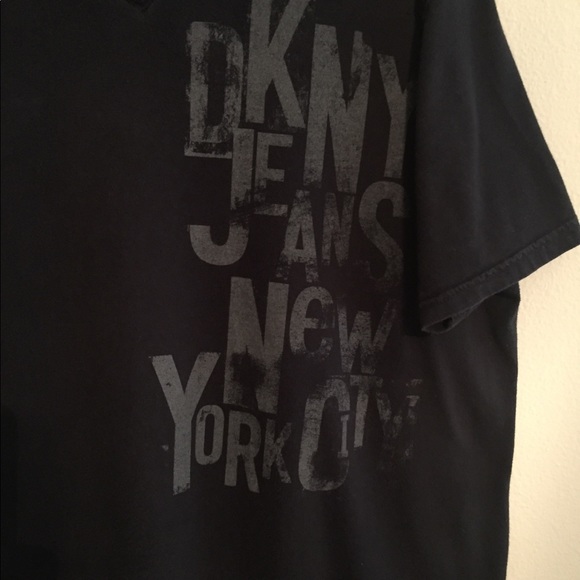 DKNY JEANS T-shirt - Picture 2 of 3